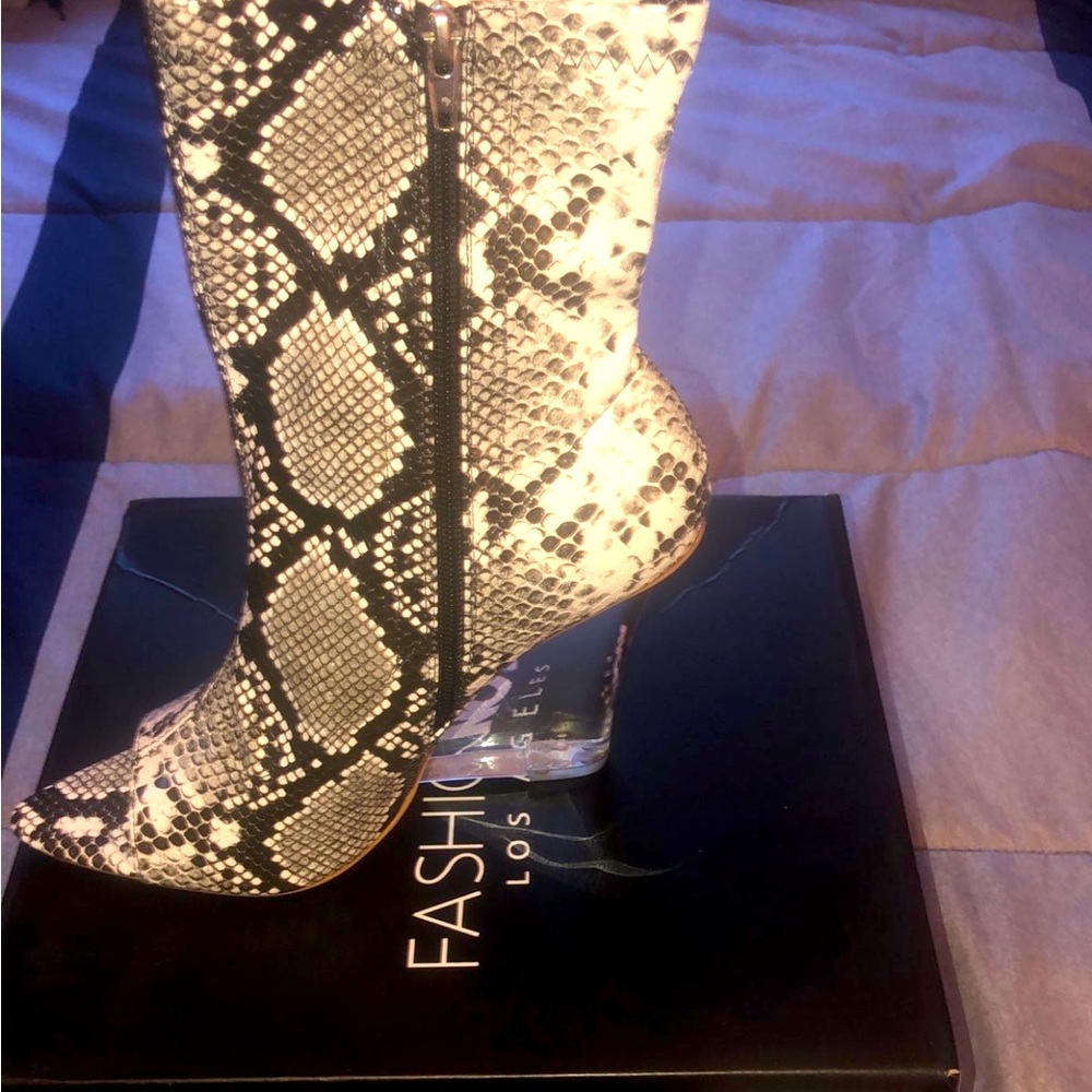 Women’s booties